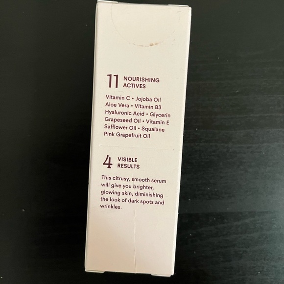 Fleur & Bee Vitamin C Serum - Picture 4 of 6